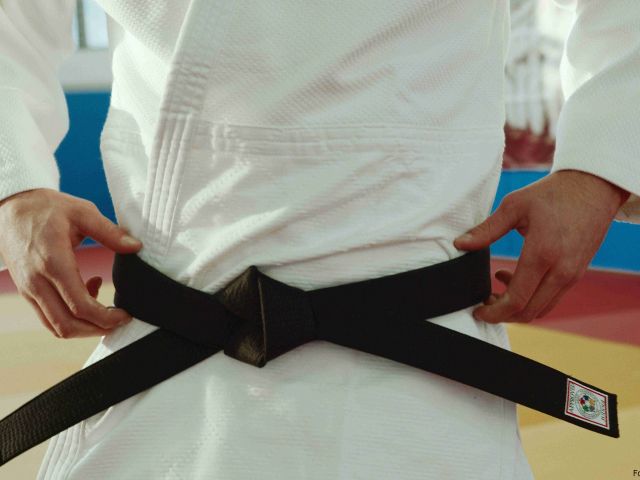 Taekwondo_pexels-artem-podrez-6253312_TS_FG