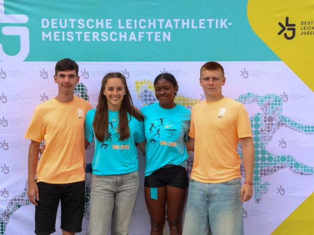 vlnr: Constantin Reiß, Anabelle Renner, Sevetlana da Silva und Leon Popp