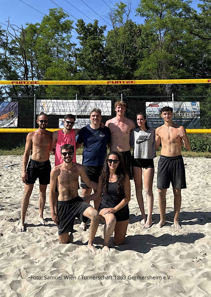 Die Finalisten der Beachvolleyball-Stadtmeisterschaft Die Finalisten der Beachvolleyball-Stadtmeisterschaft